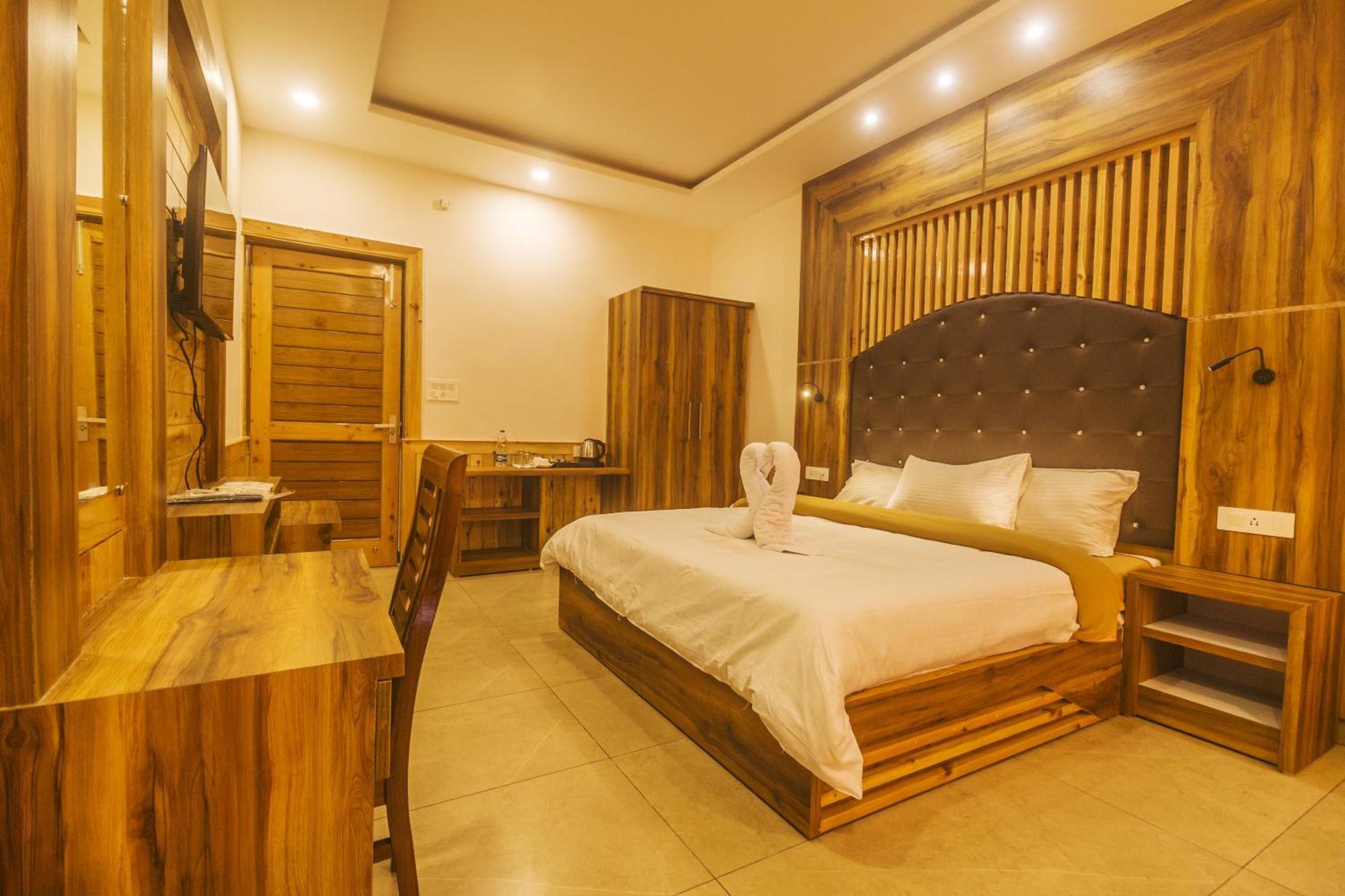 Wow Stayz2 Hotel The Lodge Dharamsala Exteriér fotografie