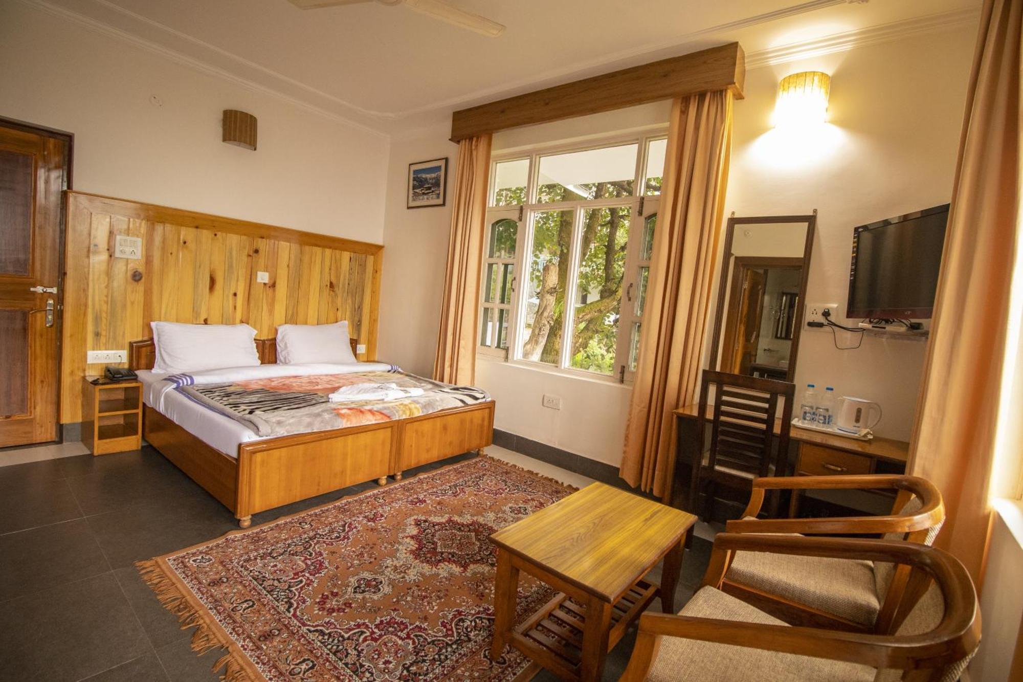 Wow Stayz2 Hotel The Lodge Dharamsala Exteriér fotografie