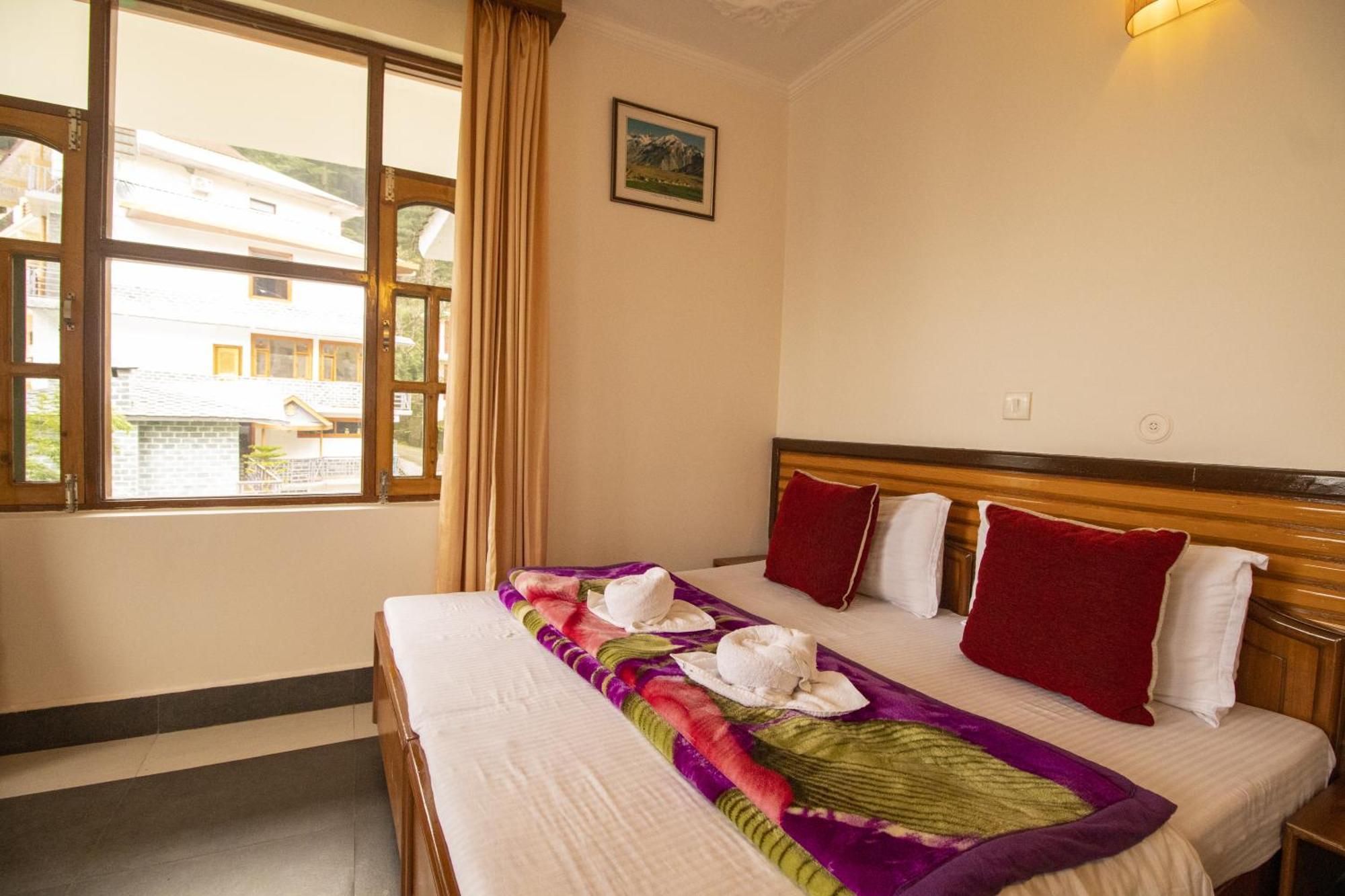 Wow Stayz2 Hotel The Lodge Dharamsala Exteriér fotografie